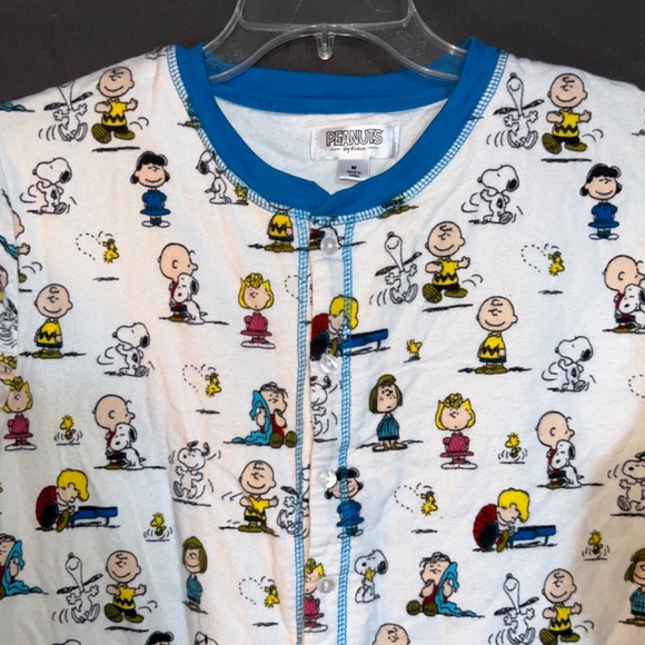Peanuts Adult Sleeper Pajamas - Picture 3 of 6